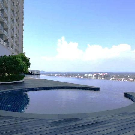 Silverscape Seaview Residence Melaka エクステリア 写真