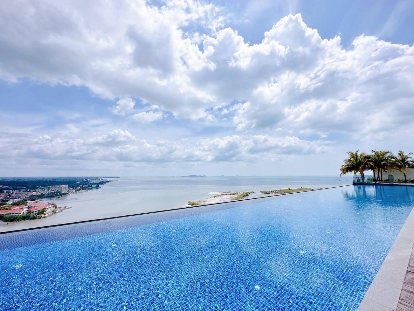Silverscape Seaview Residence Melaka エクステリア 写真