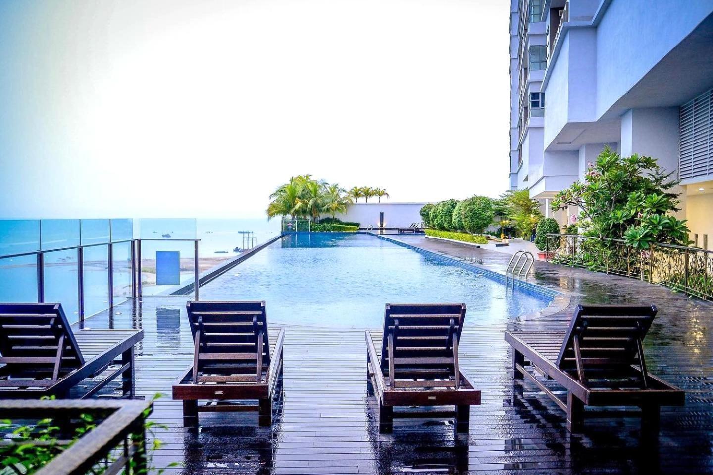 Silverscape Seaview Residence Melaka エクステリア 写真